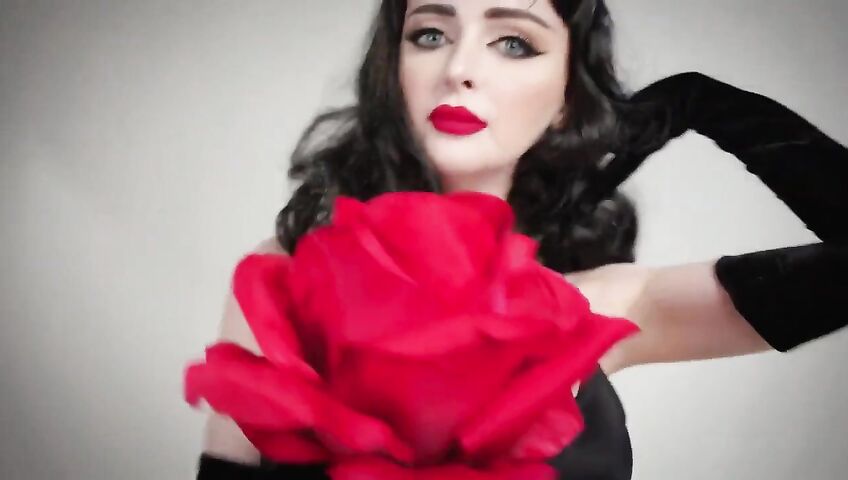 Kristen Lanae Black Bikini Sexy Tease