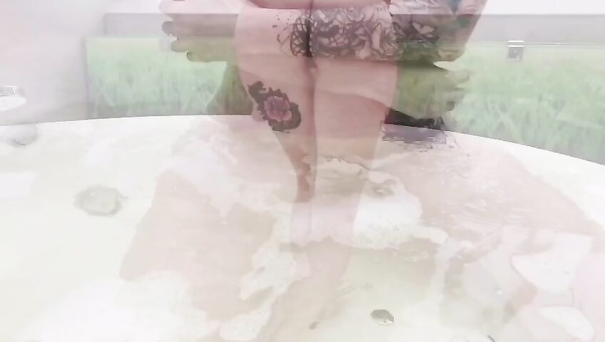 Lera Himera Nude Bathtub