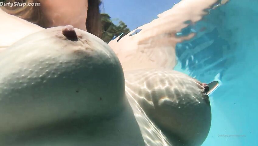 Lillias Right Nude Pool Onlyfans Leakss Video
