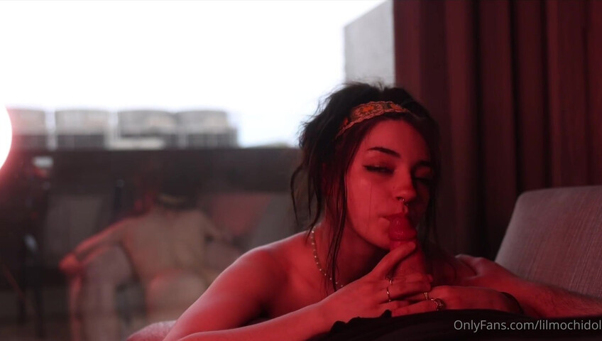 Lilmochidoll Nude Tittyfuck Blowjob Pornss