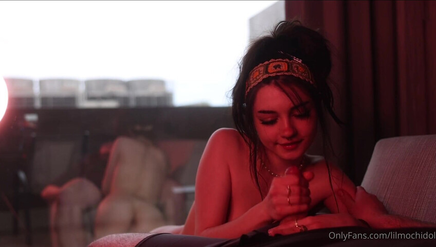 Lilmochidoll Nude Tittyfuck Blowjob Pornss