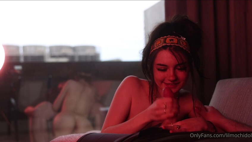 Lilmochidoll Nude Tittyfuck Blowjob Pornss