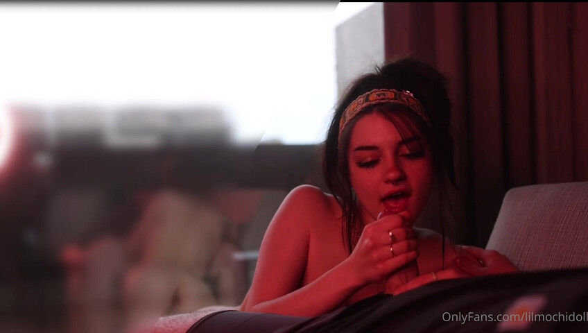 Lilmochidoll Nude Tittyfuck Blowjob Pornss