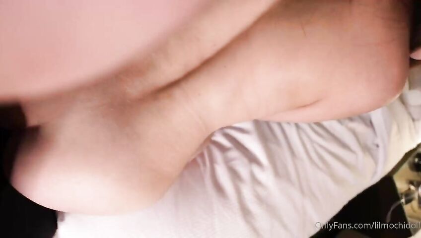 Lilmochidoll Sex In Bed Facial Onlyfans A