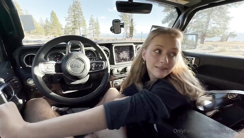 Littlepolishangel 10 Car Blowjob Cum Swallow PPV Video 7ijkl