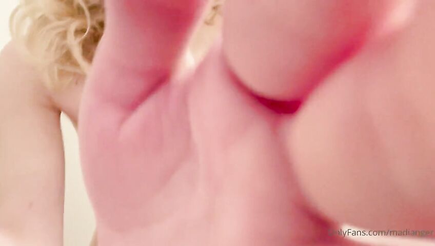 Madi Anger Nude Bathroom Masturbations