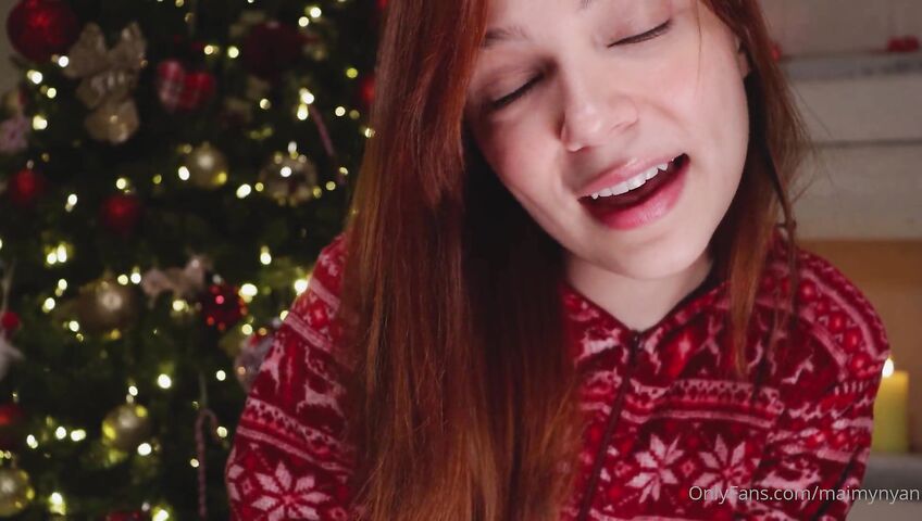 Maimy ASMR Christmas Evening With Girlfriend