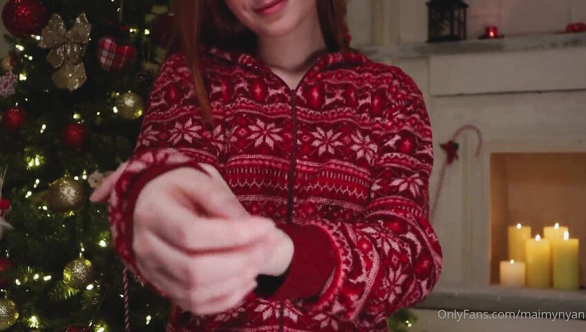 Maimy ASMR Christmas Evening With Girlfriend