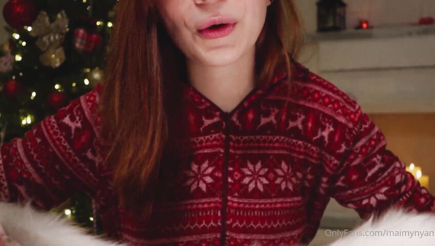 Maimy ASMR Christmas Evening With Girlfriend