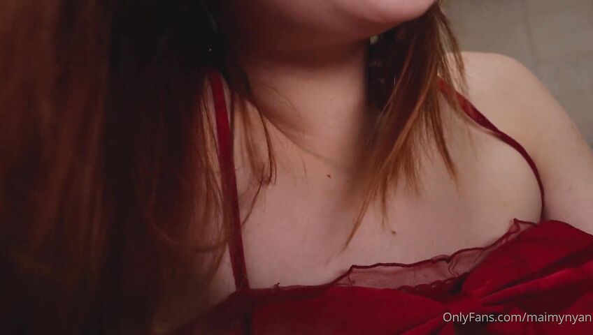 Maimy ASMR Christmas Evening With Girlfriend