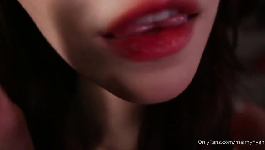 Maimy ASMR Close Up Kissing You A1cd