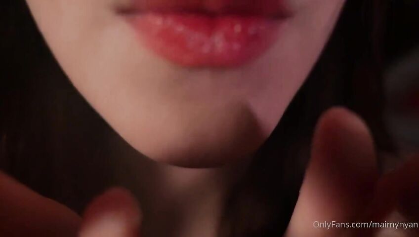 Maimy ASMR Close Up Kissing You A1cd