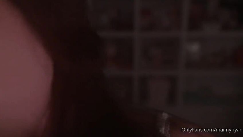 Maimy ASMR Close Up Kissing You A1cd