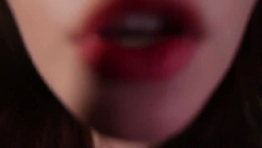 Maimy ASMR Close Up Kissing You A1cd