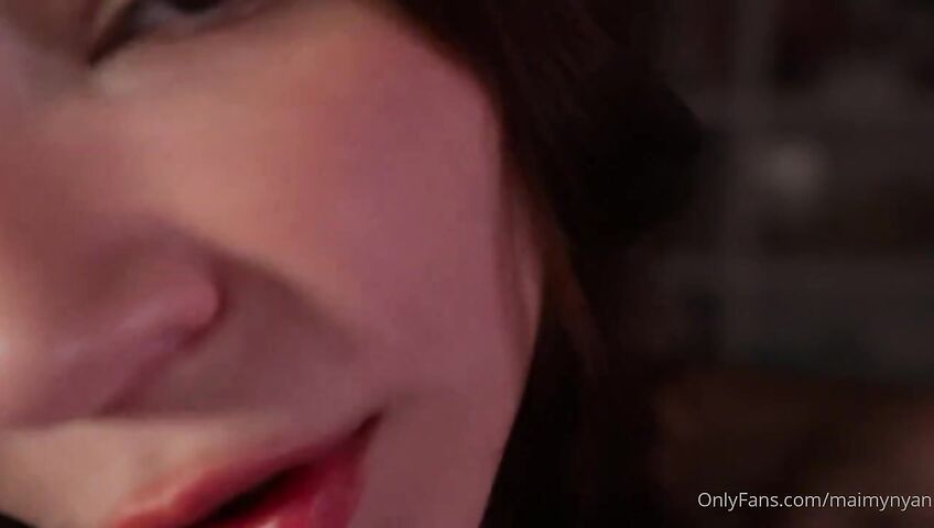 Maimy ASMR Close Up Kissing You A1cd