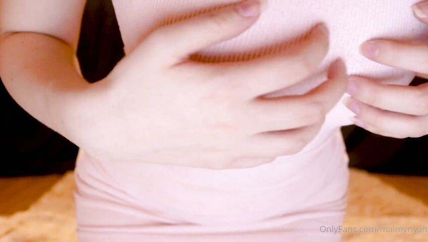 Maimy ASMR Gift Roleplay