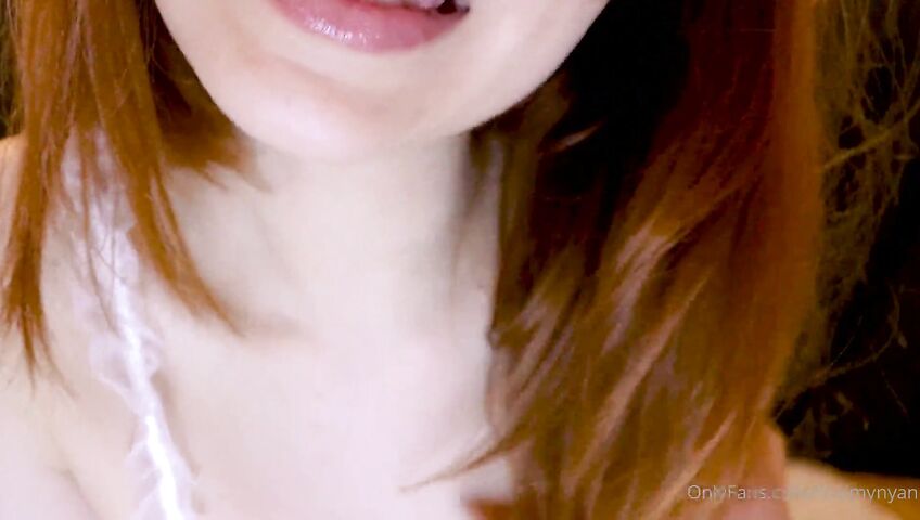 Maimy ASMR Gift Roleplay