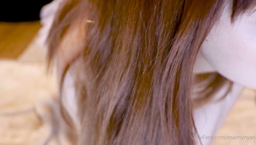 Maimy ASMR Gift Roleplay