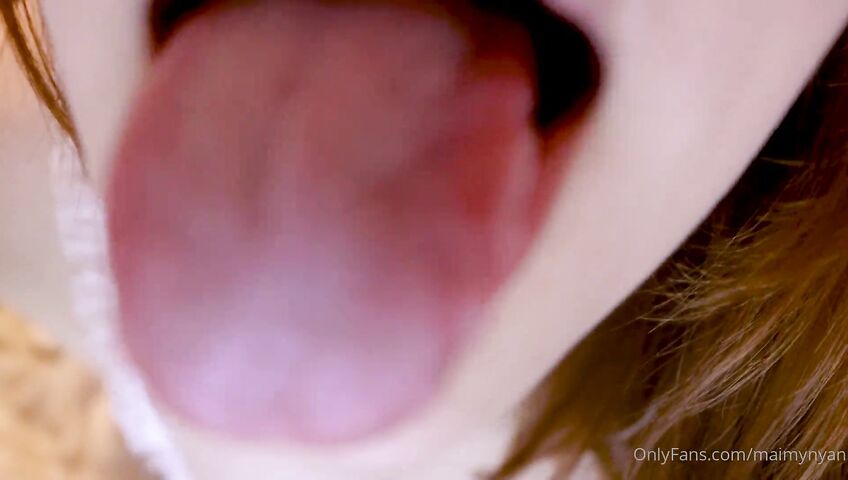 Maimy ASMR Gift Roleplay