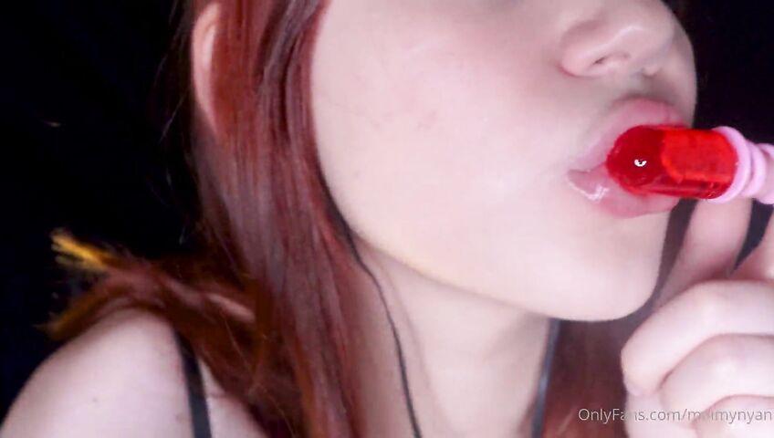 Maimy ASMR Lollipop Sucking Onlyfanss