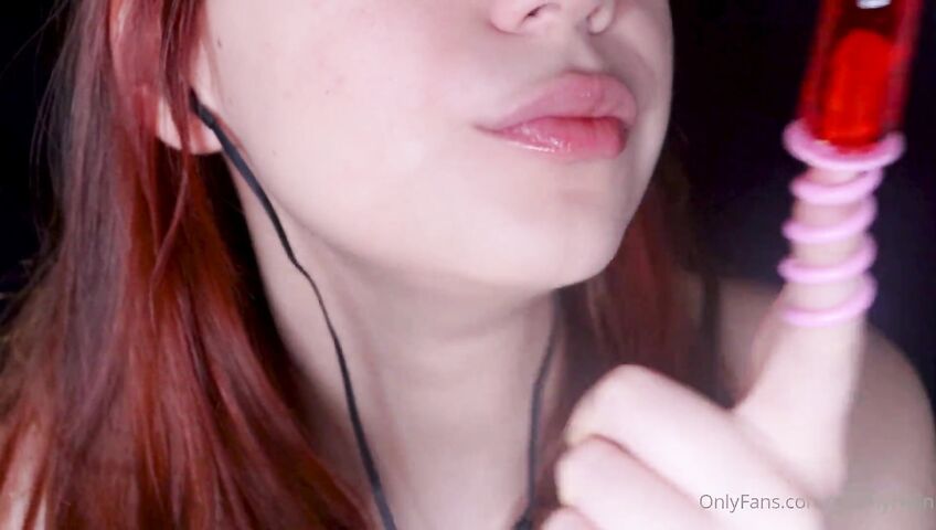 Maimy ASMR Lollipop Sucking Onlyfanss