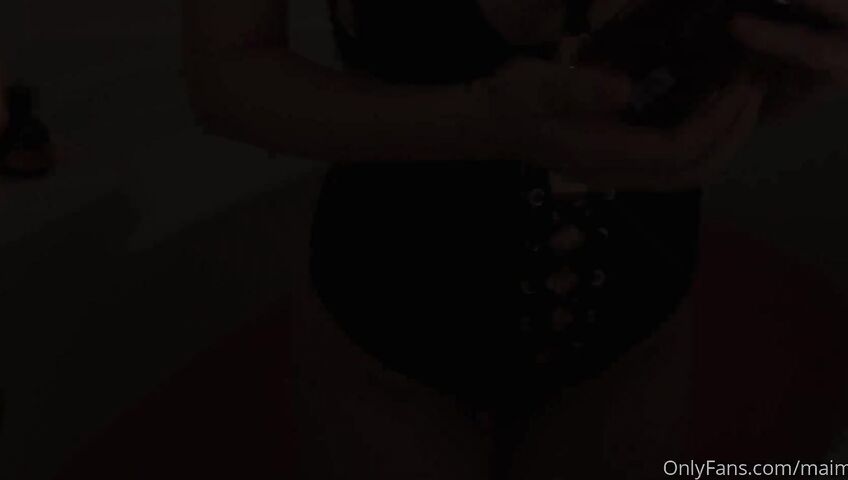 Maimy ASMR Nude Lingerie Strip Bath