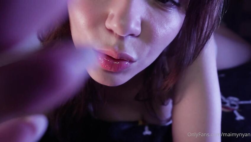 Maimy ASMR Rubbing Pussy Through Panties Casual Lil Video A1fg