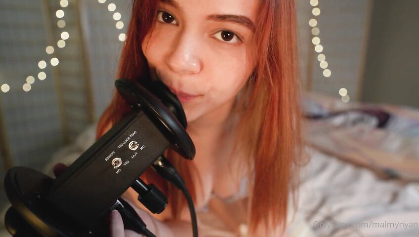 Maimy ASMR Sexy Ear Licking