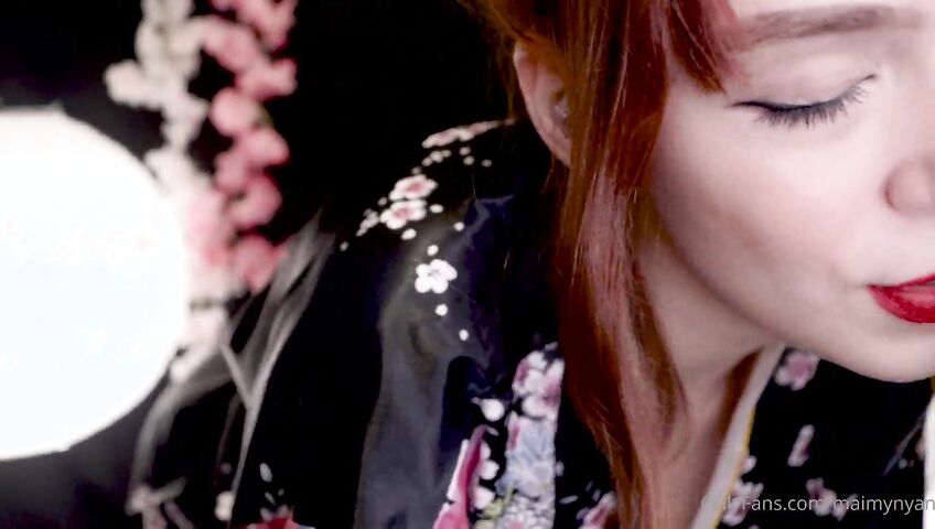 Maimy ASMR Sexy Hand Massage Parlor