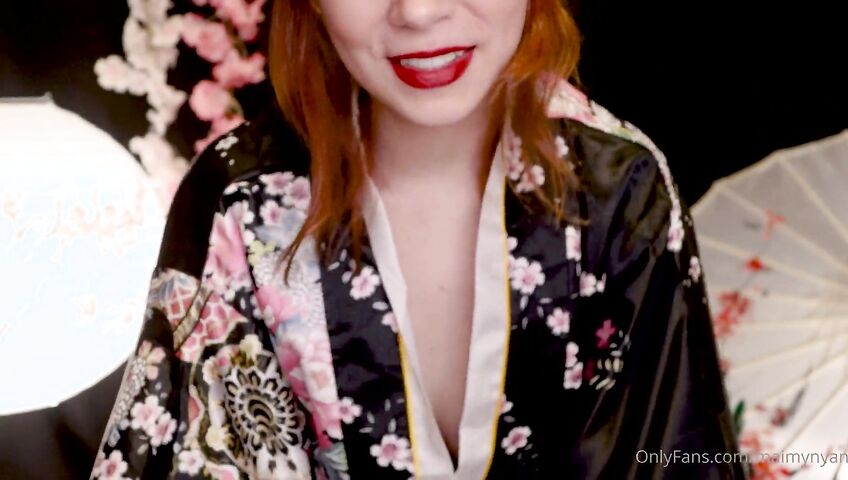 Maimy ASMR Sexy Hand Massage Parlor