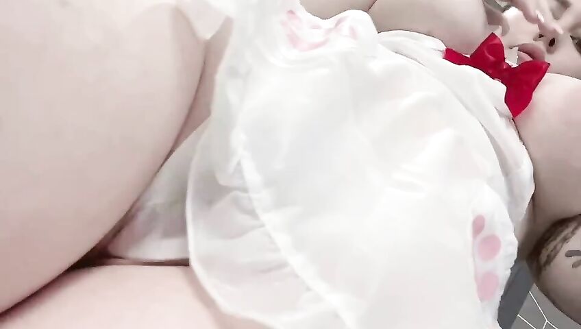 Marina Mui Big Tits Pussy Tease