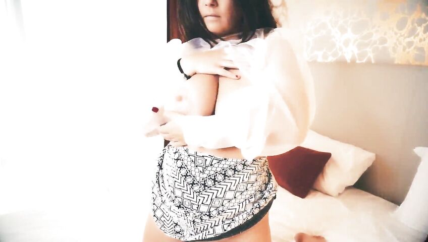 Mayer Lil Nude Topless On Bed