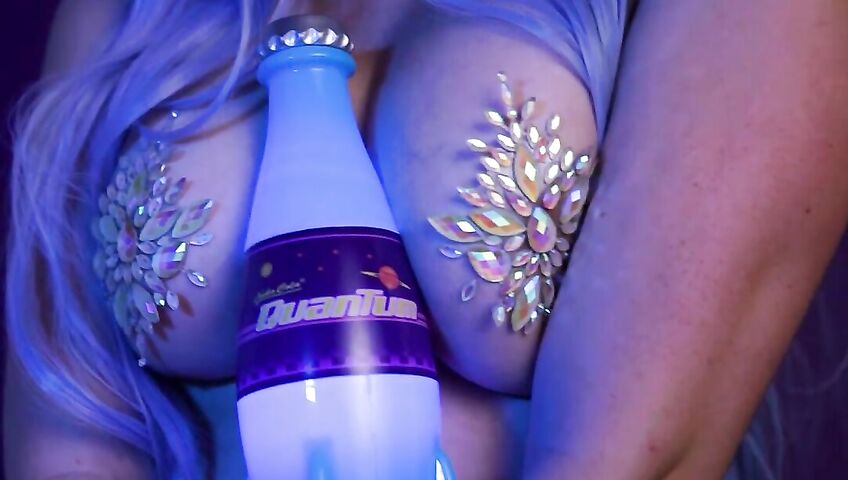 Meg Turney Onlyfans Nuka Cola Quantum Girl Cosplay 2