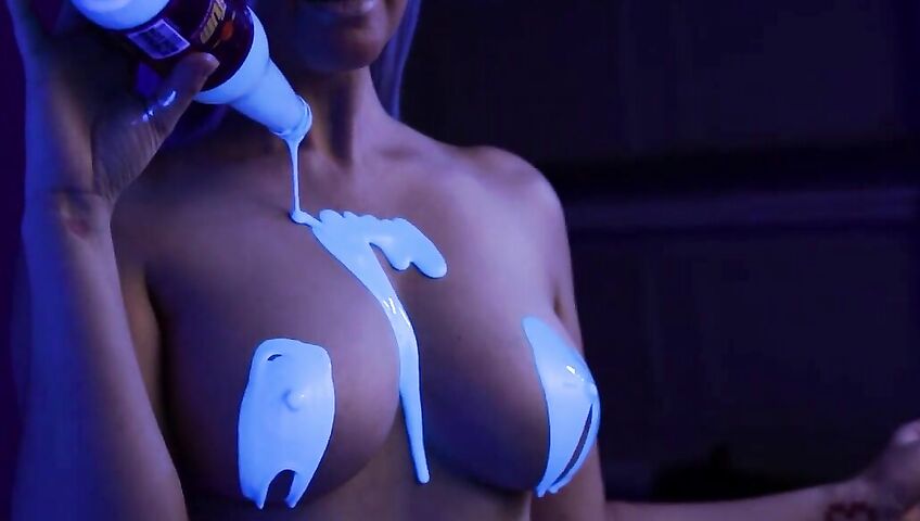 Meg Turney Onlyfans Nuka Cola Quantum Girl Cosplay 2