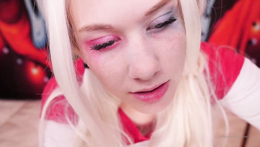 Megan Ginger ASMR Harley Quinn Puts A Smile On Jokers Face