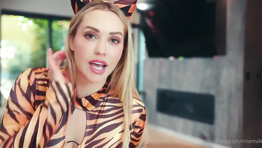 Mia Malkova Of Nude Halloween Try On Haul A1