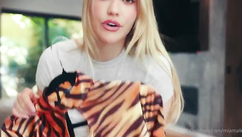 Mia Malkova Of Nude Halloween Try On Haul A1