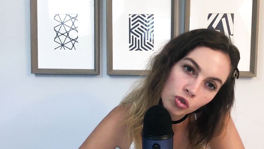Miss Bell ASMR Kisses
