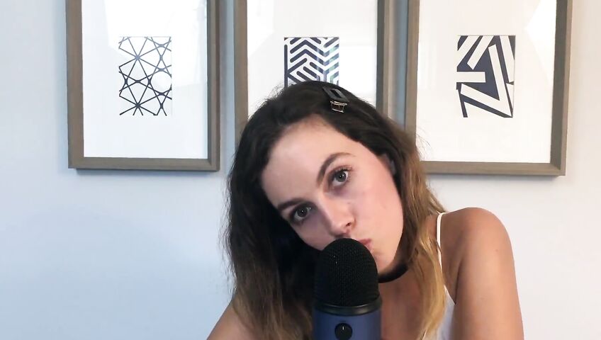 Miss Bell ASMR Kisses