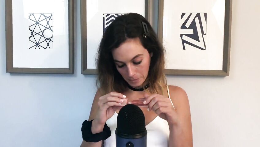 Miss Bell ASMR Kisses