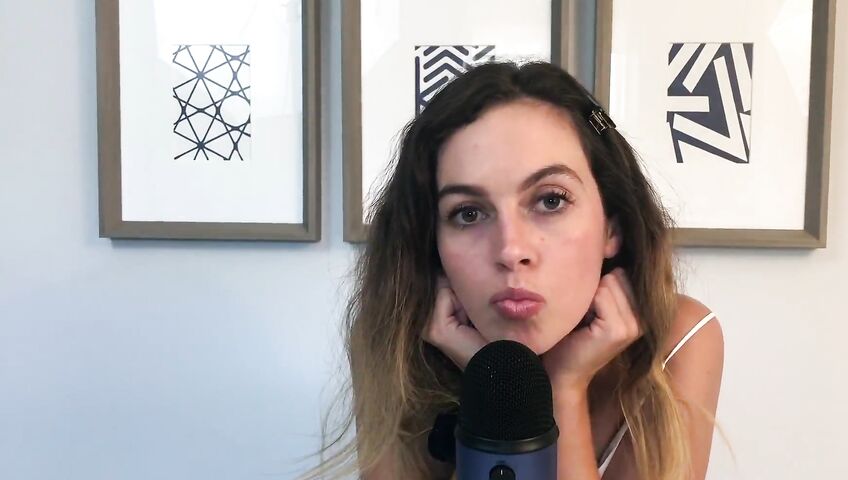 Miss Bell ASMR Kisses