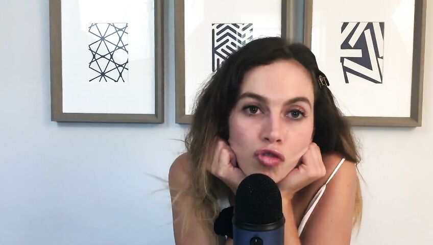 Miss Bell ASMR Kisses