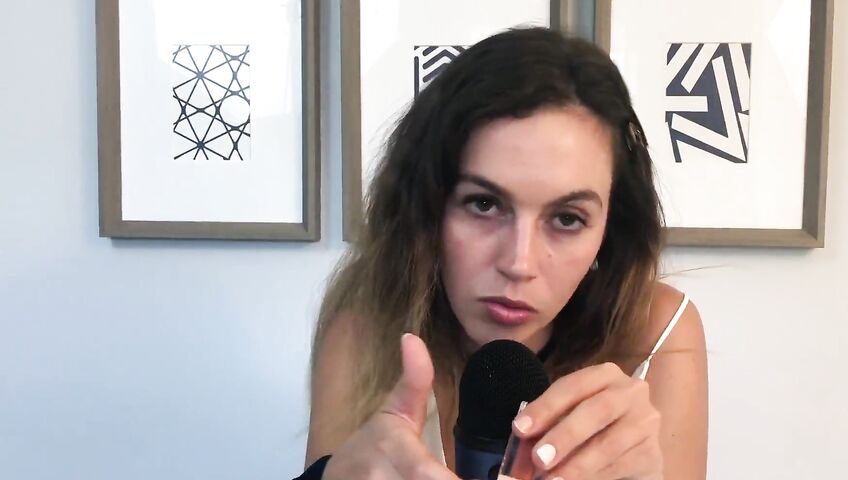 Miss Bell ASMR Kisses