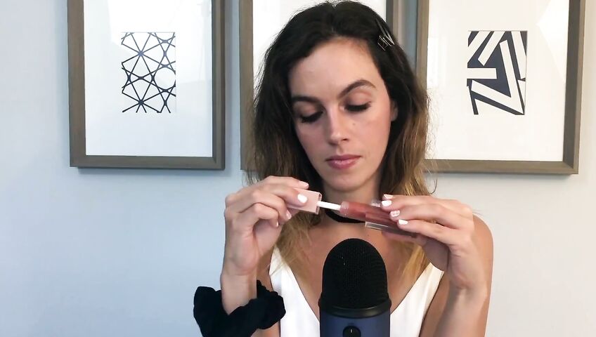 Miss Bell ASMR Kisses