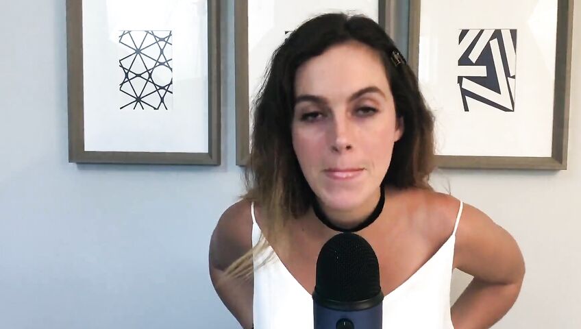 Miss Bell ASMR Kisses