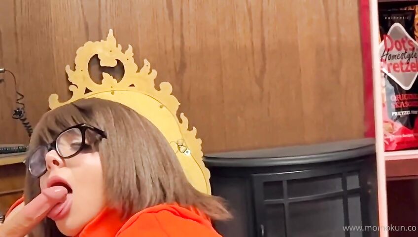 Momokun Velma Cosplay Blowjob Fucks