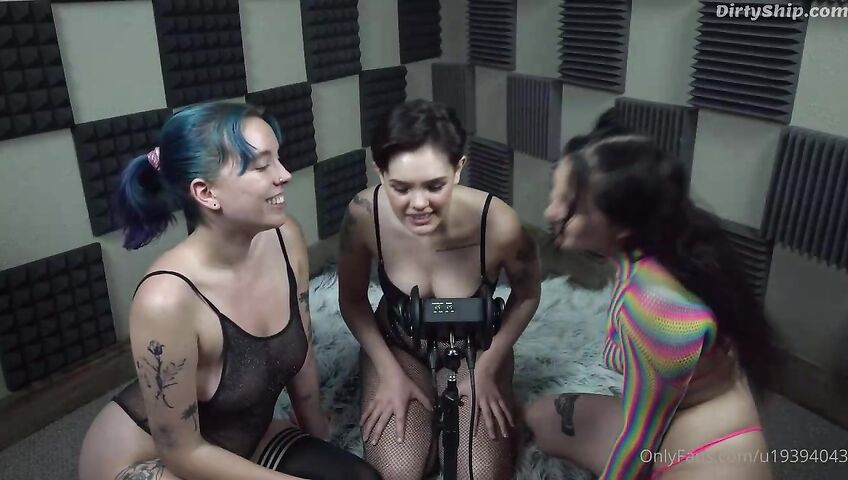 Muna ASMR Belladonna ASMR Kissing ASMR Video