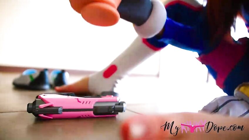 Mykinkydope Dva Overwatch Cosplay Handjob Footjob Joi Video