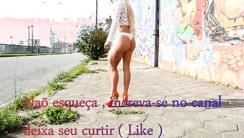 Nanda Bibelo Nude Public Try On Video