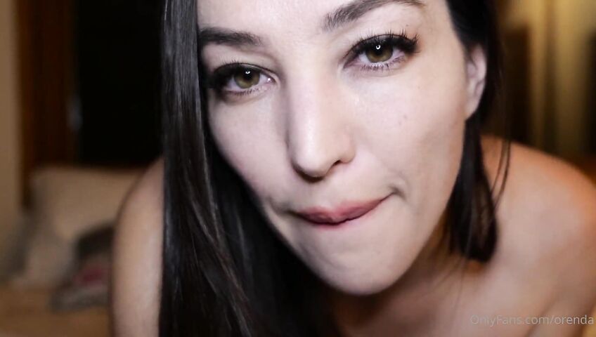 Orenda ASMR Close Up Kisses